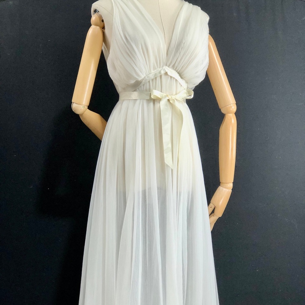 Vintage 1960s Peignor set